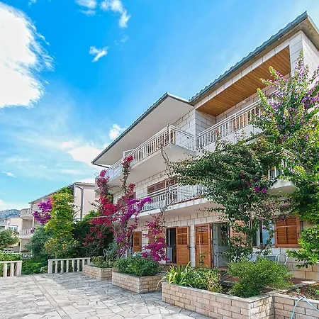 Gasthuis And By The Sea Brela, Makarska - 2752