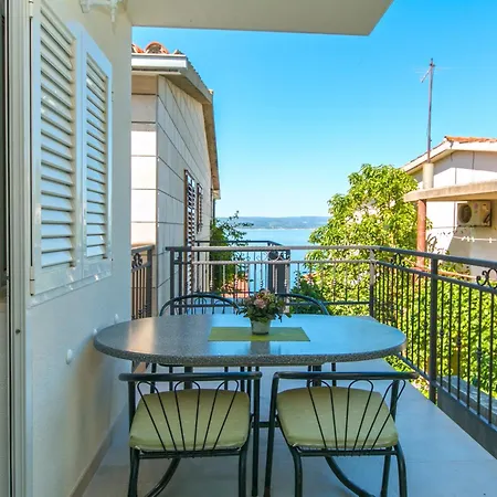 And By The Sea Brela, Makarska - 2752 Gasthuis 3*