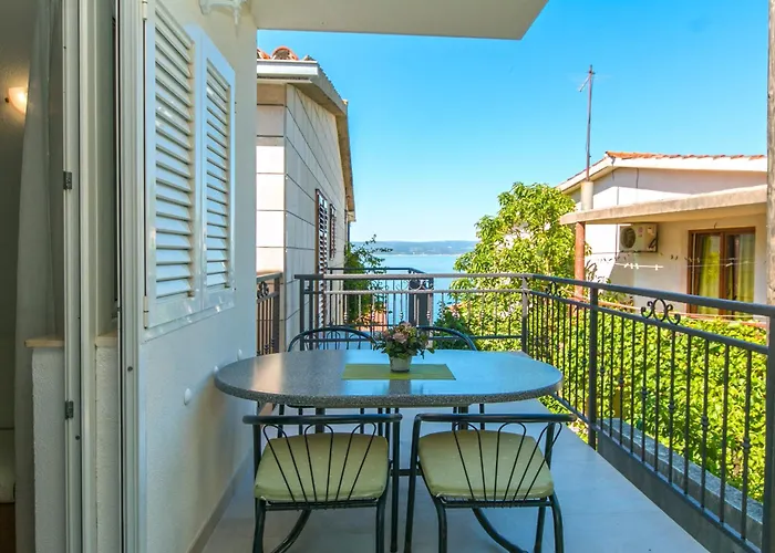 And By The Sea - Makarska - 2752 Gæstehus 3*