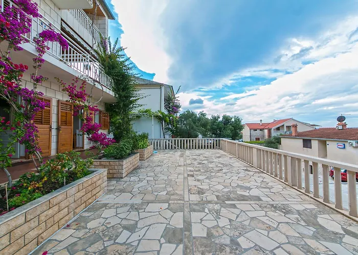 Gæstehus And By The Sea - Makarska - 2752